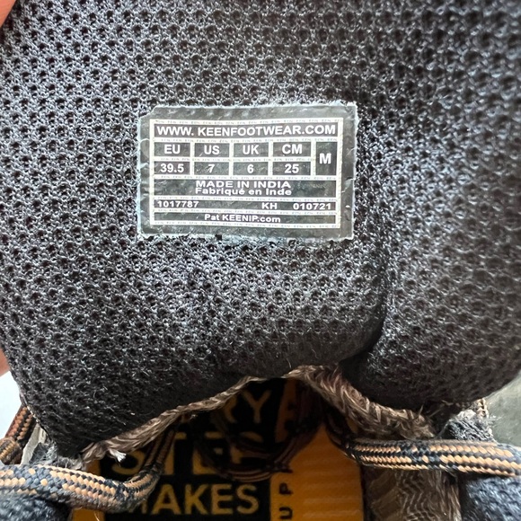 KEEN Men's Targhee 3 Mid Height Waterproof Hiking Boots NWOT - Picture 8 of 10